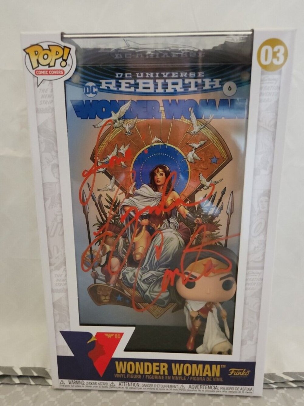 Lynda Carter signed Funko Pop! Comic Book DC Universe - Wonder Woman #03 w/COA